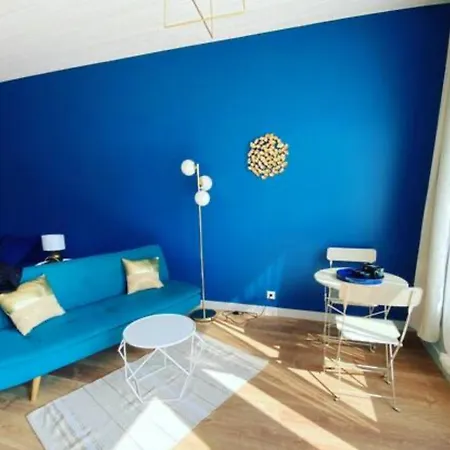 Californie - Old School Pensjonat Port-Joinville