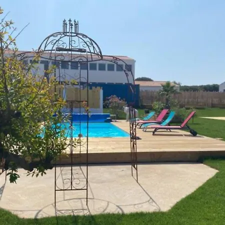 Pensjonat Californie - Old School Port-Joinville